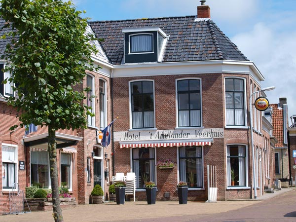 Het Amelander Veerhuis is het eerste ‘Fietsers Welkom’ adres in Friesland.