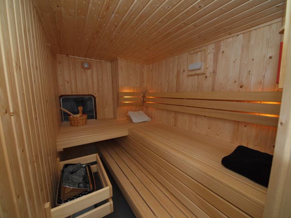 De Maxima heeft een sauna aan boord.