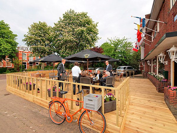 De Daaldersplaats is het eerste Fries Restaurant®, een formule van het bureau voor toerisme Friesland Holland. 