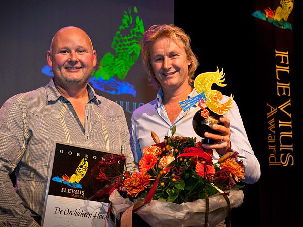 Jeroen (links) en Thomas Maarssen van De Orchideeënhoeve werden onderscheiden voor hun onophoudelijke vernieuwingen in de sfeer van tropische flora en fauna. De attractie nabij Kuinre trekt een kwart miljoen bezoekers per jaar, waarvaan heel veel uit Friesland.