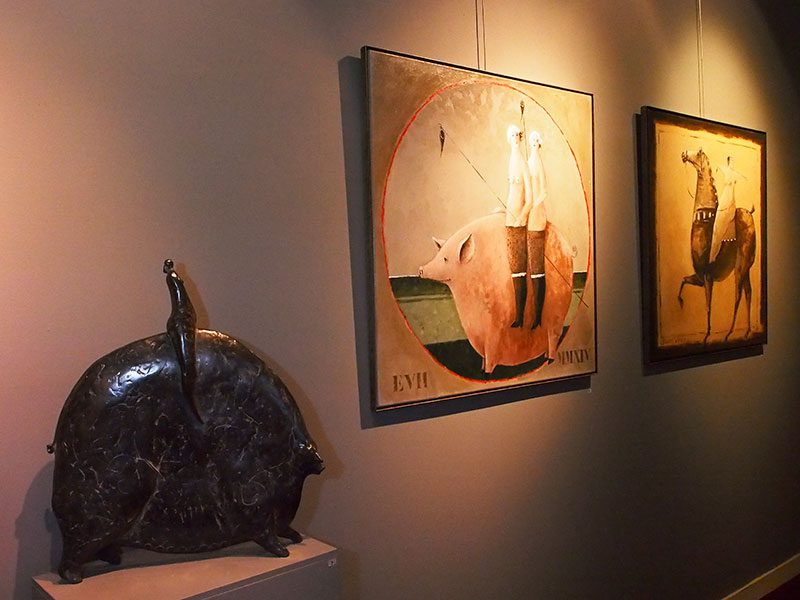 Enkele werken van Evert van Hemert in museum Stedhûs Sleat.