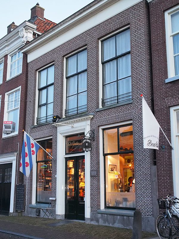 Amazing Shop: Weduwe Joustra in Sneek (www.weduwejoustra.nl).