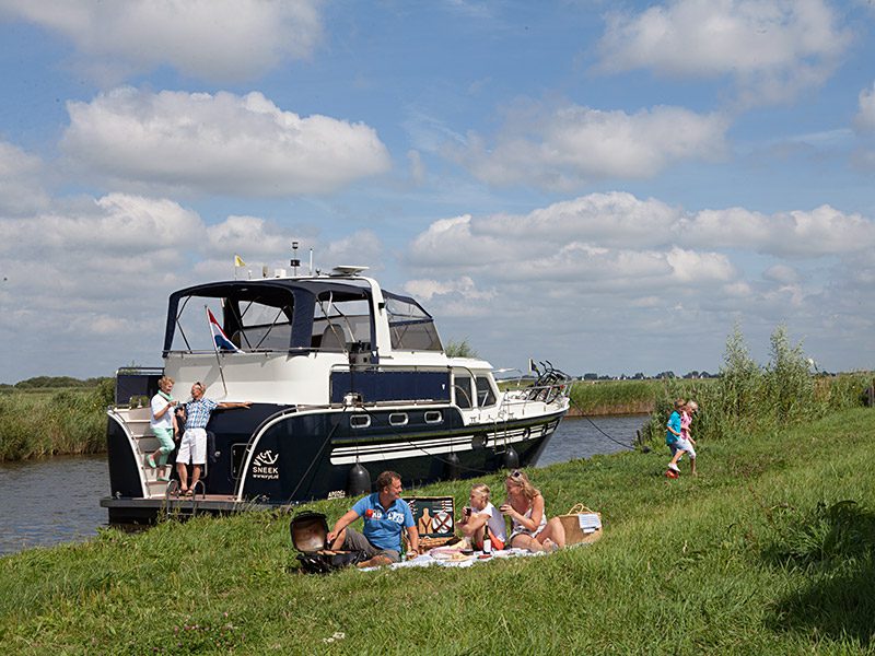 Stalen motorjachten, made in Fryslân. 