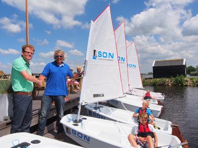 Botenverzekeraar SON bevordert jeugdzeilen in Friesland