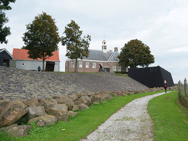 Het bureau voor toerisme van Fryslân, Friesland Holland in Wolvega, heeft UNESCO Werelderfgoed Schokland ook in zijn UNESCO-tour opgenomen. 
