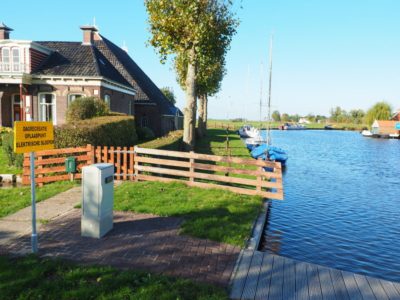 Elektrisch varen in Friesland: Waar zijn de laadpalen?