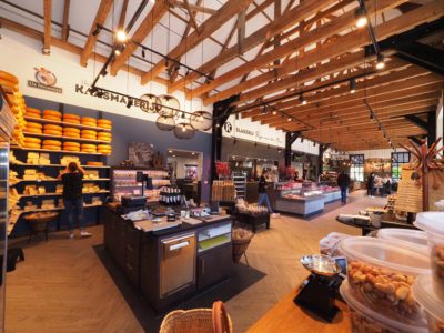 Elfstedenstad Workum: Frisian Food Market pal naast grote supermarkten geopend