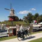Fietsen langs historische vaarwegen in Noordoost Friesland