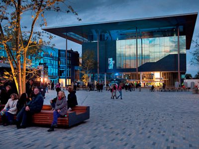 Fries Museum geeft ijzig voorproefje van ‘Ferhaal fan Fryslân’ in ziekenhuis