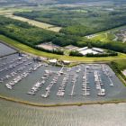 Friese watersportonderneming expandeert in Flevoland