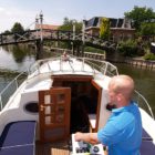 Friesland Holland introduceert motorbootarrangement inclusief vaarinstructie en assistentie op verzoek