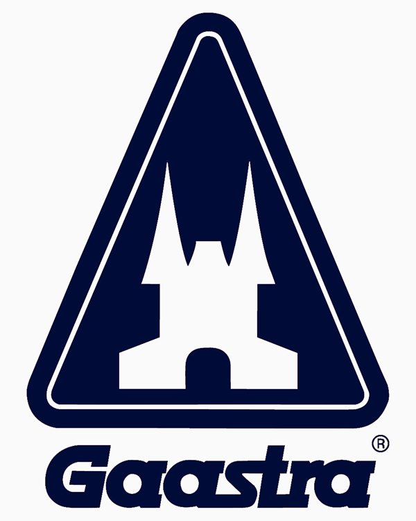 Het wereldberoemde Gaastra-logo met de Sneker waterpoort.
