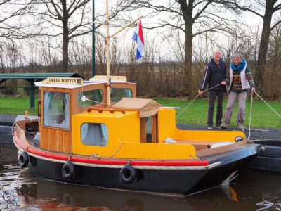 Groningers maken ‘wereldreis’ in hechthouten notendop