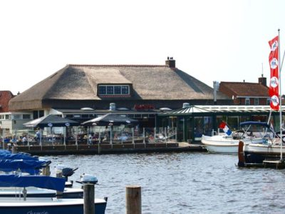 Het Theehuis aan het Pikmeer in Grou