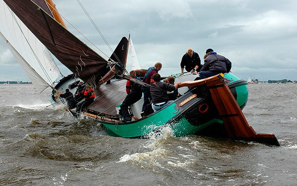 De Sneker Pan, het skûtsje van Sneek, gefotografeerd door Robert Posthumus.