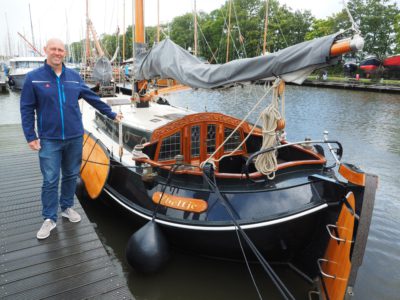 Kitesurfer Michael Fölling neemt SailCharter Friesland over van klipperfan Sytze Kooi