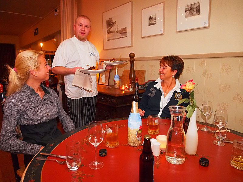 Een Frysk Diner 2016 in het met een Frysk Pompeblêd onderscheiden restaurant Jans in Rijs.