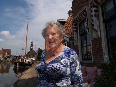 Moeder Joop Braakhekke honderd!