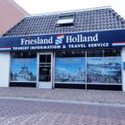 Nieuwe reclamepanelen op kantoor Friesland Holland