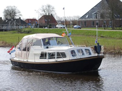 Nieuwste generatie elektrische sloepen en jachten in Saksenhal Boot Holland