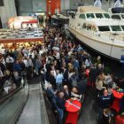 Stand van jachtverzekeraar Kuiper is ‘international meeting point’ voor jachtbouwers en bootbezitters