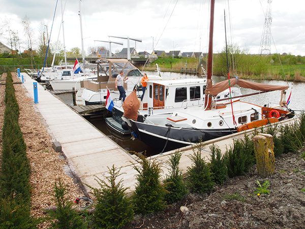 Eén van de twee haventjes van Watersport Twee Provinciën.