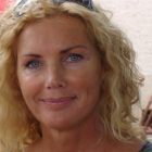 Tekstbureau in de bak: Drs. Ydwine van der Veen bevrijdt Nederlandse en Friese teksten van fouten