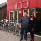 Toeristen kunnen in Lemmer weer fietsen en scooters huren
