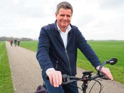 Veel ongelukken: Minister voert rijbewijs EB in voor e-bikers, maar nog geen helmplicht