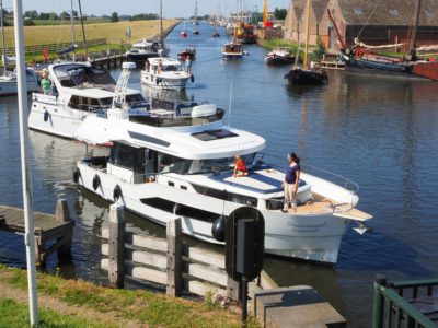 Zo zoeken toeristen en Friezen verkoeling in vakantieland Friesland
